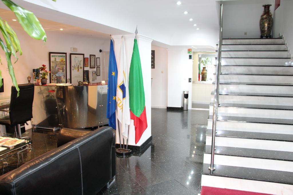 Hotel Turismo Miranda Миранда-ду-Дору Экстерьер фото